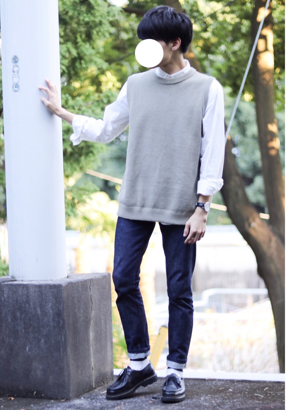 「ニットベスト」｜「crepusculeのCrepuscule / Lowgage Moss Stitch Vest（ニット/セーター、ベージュ系）」を使った、ponさん（メンズ・168cm）の秋コーディネートの1枚目の写真