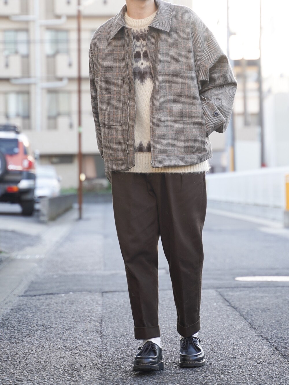 「steinのアイテム（ブルゾン、ブラウン系）」を使った、ponさん（メンズ・168cm）の冬コーディネートの1枚目の写真
