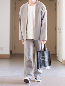 「marka（マーカ）のアイテム（スラックス）」を使った、ponさん（メンズ・168cm）の春コーディネート