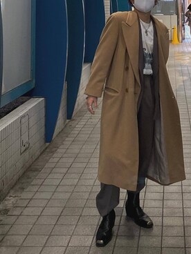 「アイテム（ダウンジャケット/コート、ベージュ系）」を使った、Maeda  Junpeiさん（メンズ・171cm）の春コーディネート