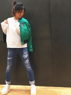 「DIESEL（ディーゼル）のアイテム（ブルゾン）」を使った、akari naitoさん（レディース・151cm）の秋コーディネート