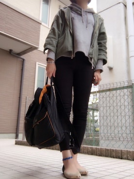 「M.deux（エムドゥ）のアイテム（パンツ）」を使った、toukoさん（レディース・160cm）の春コーディネート