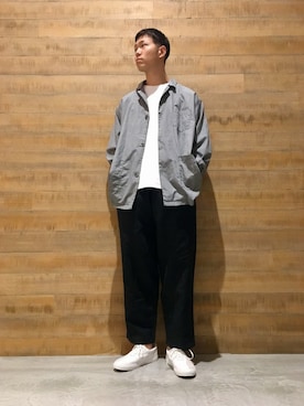 「orSlow（オアスロウ）のアイテム（トップス）」を使った、BSHOPみなとみらいスタッフさん（メンズ・160cm）の春コーディネート