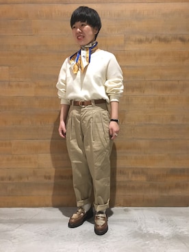 「orcival」｜「アイテム（財布/小物）」を使った、BSHOPみなとみらいスタッフさん（レディース・150cm）の秋コーディネート