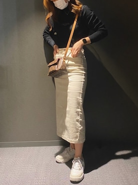 「URBAN RESEARCH（アーバンリサーチ）のアイテム（デニムスカート）」を使った、ユウカさん（レディース・166cm）の春コーディネート