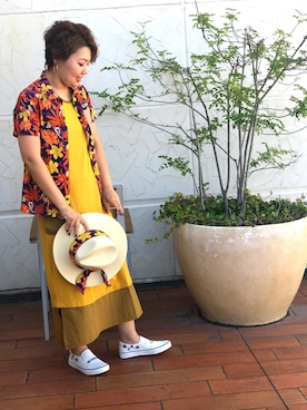 「マスタードイエロー」｜「アイテム（スリッポン）」を使った、みーちゃんさん（レディース・164cm）の夏コーディネート