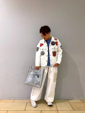 「ブルー x ホワイト」｜「アイテム（デニムジャケット）」を使った、みーちゃんさん（レディース・164cm）の春コーディネート