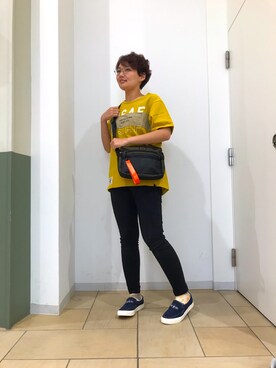 「マスタード」｜「アイテム（スリッポン）」を使った、みーちゃんさん（レディース・164cm）の春コーディネート