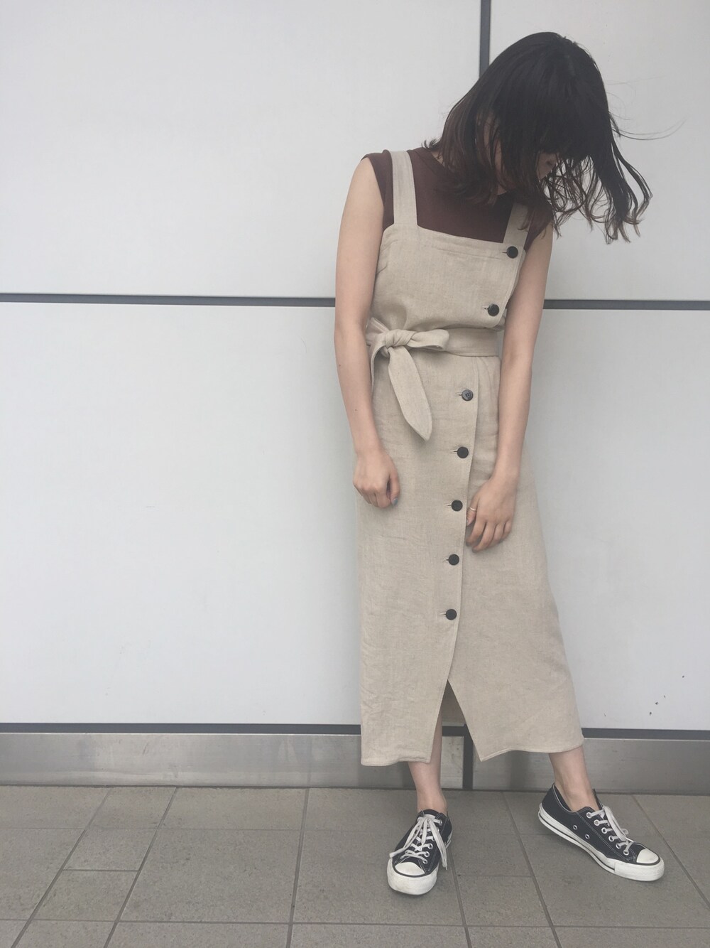 「conversetokyo」｜「CONVERSE TOKYOのノースリーブワッフル（Tシャツ/カットソー、ブラウン系）」を使った、aobaさん（レディース・160cm）の春コーディネートの1枚目の写真