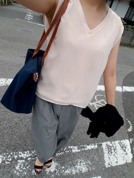 「ワイドパンツ」｜「アイテム（ブルー系）」を使った、oyaさん（レディース・165cm）の夏コーディネート