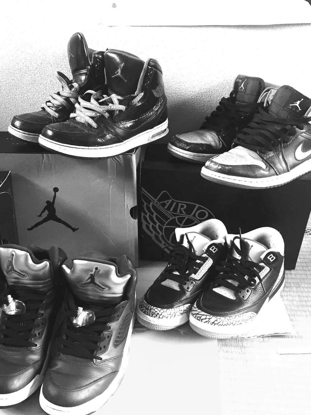 「AIR JORDAN」｜「AIR JORDANのアイテム（スニーカー、その他）」を使った、takahiroさん（メンズ・171cm）の冬コーディネートの1枚目の写真
