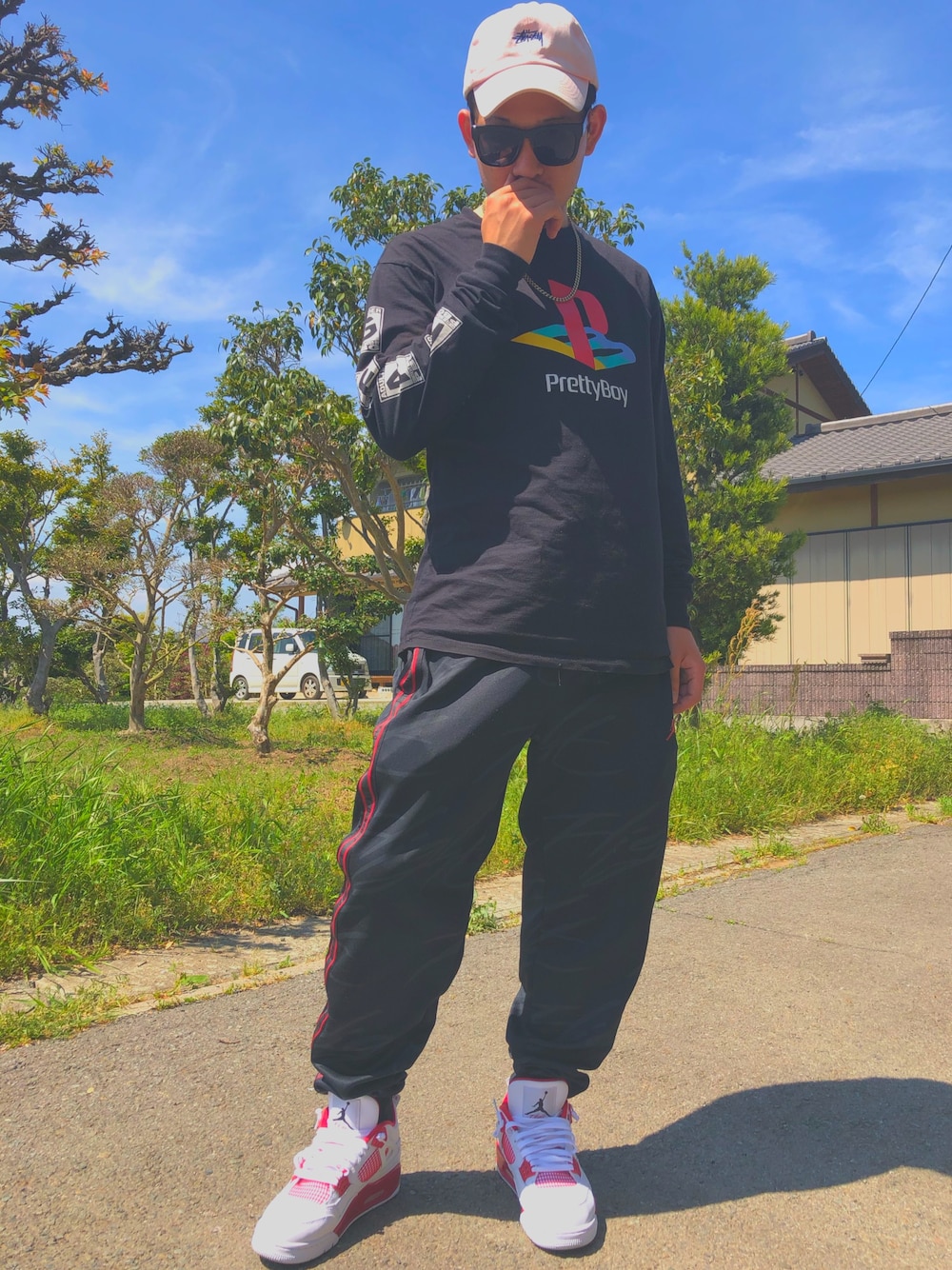 「ジョーダン4」｜「STUSSYのアイテム（キャップ、ピンク系）」を使った、takahiroさん（メンズ・172cm）の春コーディネートの1枚目の写真