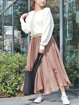 「袖ボリューム」｜「アイテム（スウェット）」を使った、Roomy'sさん（レディース・156cm）の春コーディネート