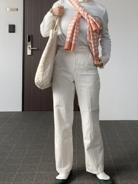 「アイテム（バレエシューズ、グリーン系）」を使った、なぎささん（レディース・157cm）の春コーディネート