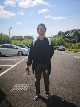 「Paul Smith（ポールスミス）のアイテム（トレンチコート）」を使った、Fabrice Blazquezさん（メンズ・176cm）の夏コーディネート
