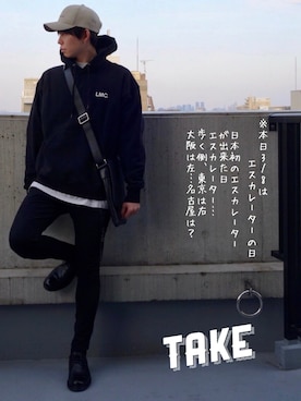 「LMCのアイテム（パーカー）」を使った、Take（よしもと所属）さん（メンズ・178cm）の春コーディネート