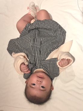 「アイテム（ロンパース、ブラック系）」を使った、kchummmさん（キッズ・60cm）の秋コーディネート