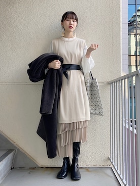 「TOGA PULLA（トーガ　プルラ）の【TOGA PULLA(トーガプルラ)】フリンジイヤリング TP01-AK276（イヤリング）」を使った、りゃんさん（レディース・160cm）の冬コーディネート