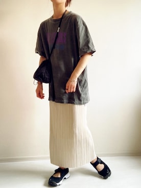 「HOLIDAY（ホリデイ）のHOLIDAY PACKABLE POCHETTE ホリデイパッカブルポシェット（ショルダーバッグ）」を使った、nonさん（レディース・160cm）の春コーディネート