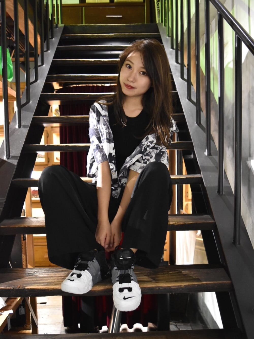 「ドラフトナイキ、カジュアルコーデ、ワイドパンツ、シンプルコーデ、NIKE、モアテン、moreuptempo、fashion」｜「MOUSSYのアイテム（タンクトップ、ブラック系）」を使った、miさん（レディース・154cm）の冬コーディネートの1枚目の写真