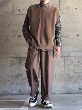 ニット セーターを使った 花柄シャツ のメンズ人気ファッションコーディネート Wear