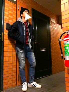 「SENSE OF PLACE by URBAN RESEARCH（センスオブプレイスバイアーバンリサーチ）のアイテム（MA-1）」を使った、Hirokiさん（メンズ・172cm）の冬コーディネート