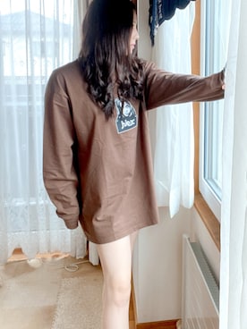 「X-girl（エックスガール）のアイテム（Tシャツ/カットソー、ブラウン系）」を使った、みーさん（レディース・161cm）の秋コーディネート