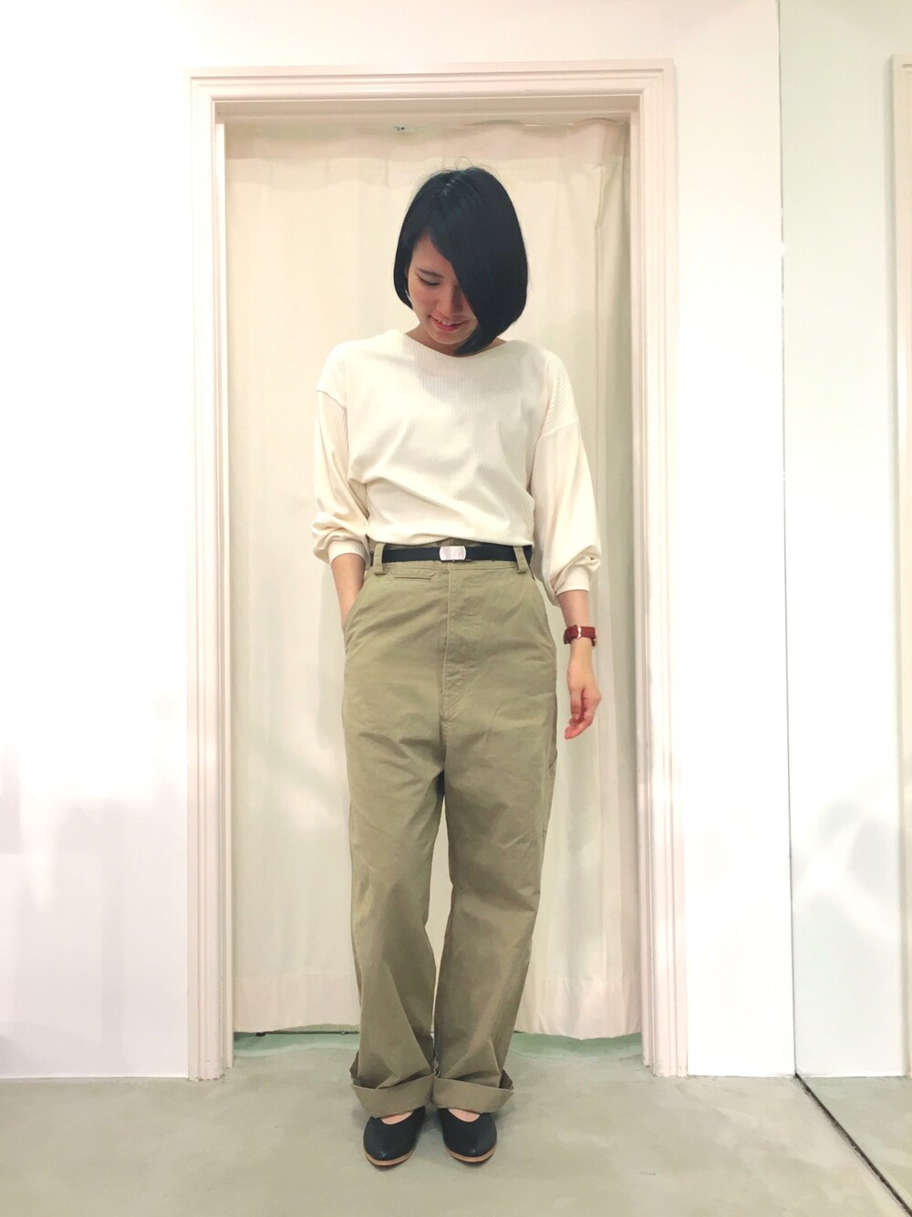 「ミリタリー、RNA、RNA-Ｎ、オトナカジュアル、autumn」｜「RNA-NのR3337 ミリタリーワイドパンツ（その他パンツ、ベージュ系）」を使った、くろきさん（レディース・158cm）の夏コーディネートの1枚目の写真