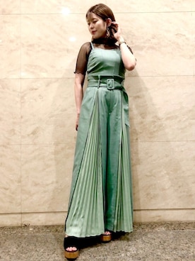 「REDYAZEL（レディアゼル）のアイテム（パンツ）」を使った、e r iさん（レディース・156cm）の秋コーディネート