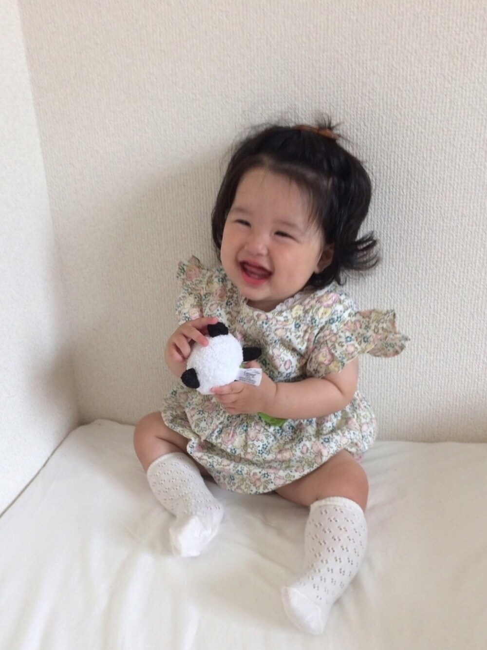 「夏コーデ、花柄、シンプル、シンプルコーデ、女の子、ootd、おしゃれさんと繋がりたい、カジュアル、kids、韓国子供服」｜「韓国子供服のアイテム（ロンパース、その他）」を使った、KITEさん（キッズ・70cm）の夏コーディネートの1枚目の写真