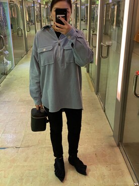 「JW Anderson（ジェイダブリューアンダーソン）のアイテム（ブーティ）」を使った、KriZさん（レディース・163cm）の冬コーディネート