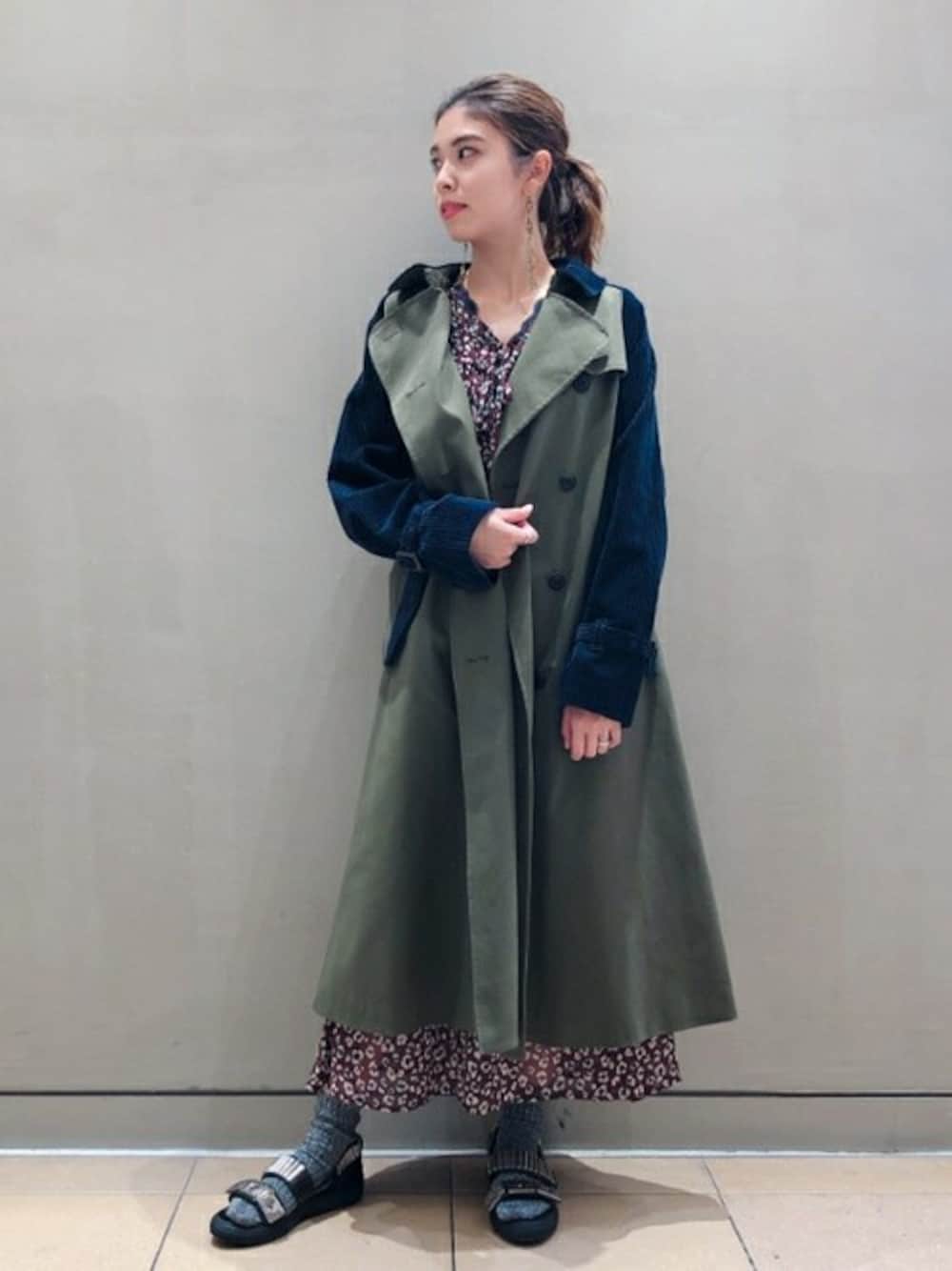 Ray BEAMS / コーデュロイ キリカエ トレンチ コート Ray BEAMS / コーデュロイ キリカエ トレンチ コート（レイ