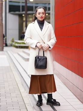 チェスターコートを使った ワンハンドルバッグ のレディース人気ファッションコーディネート Wear
