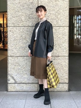 「レザーコーデ」｜「アイテム（アクセサリー）」を使った、Ray BEAMSさん（レディース・162cm）の夏コーディネート
