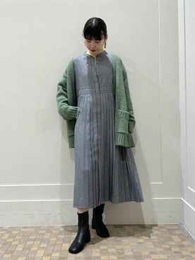 「アイテム（シャツワンピース、シルバー系）」を使った、Ray BEAMSさん（レディース・161cm）の秋コーディネート