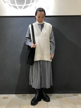「アイテム（シャツワンピース、シルバー系）」を使った、Ray BEAMSさん（レディース・157cm）の秋コーディネート