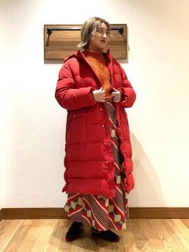 「red」｜「アイテム（ダウンジャケット/コート）」を使った、Ray BEAMSさん（レディース・160cm）の冬コーディネート