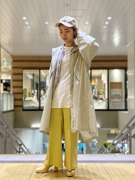 「差し色(黄色)」｜「アイテム（モッズコート）」を使った、Ray BEAMSさん（レディース・159cm）の春コーディネート