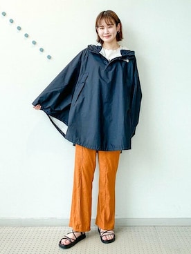 「Ray BEAMS（レイビームス）のアイテム（ポンチョ）」を使った、Ray BEAMSさん（レディース・165cm）の春コーディネート