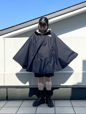 「Ray BEAMS（レイビームス）のアイテム（ポンチョ）」を使った、Ray BEAMSさん（レディース・154cm）の夏コーディネート