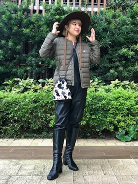 「インナーダウン」｜「アイテム（オールインワン・サロペット）」を使った、Ray BEAMSさん（レディース・158cm）の秋コーディネート