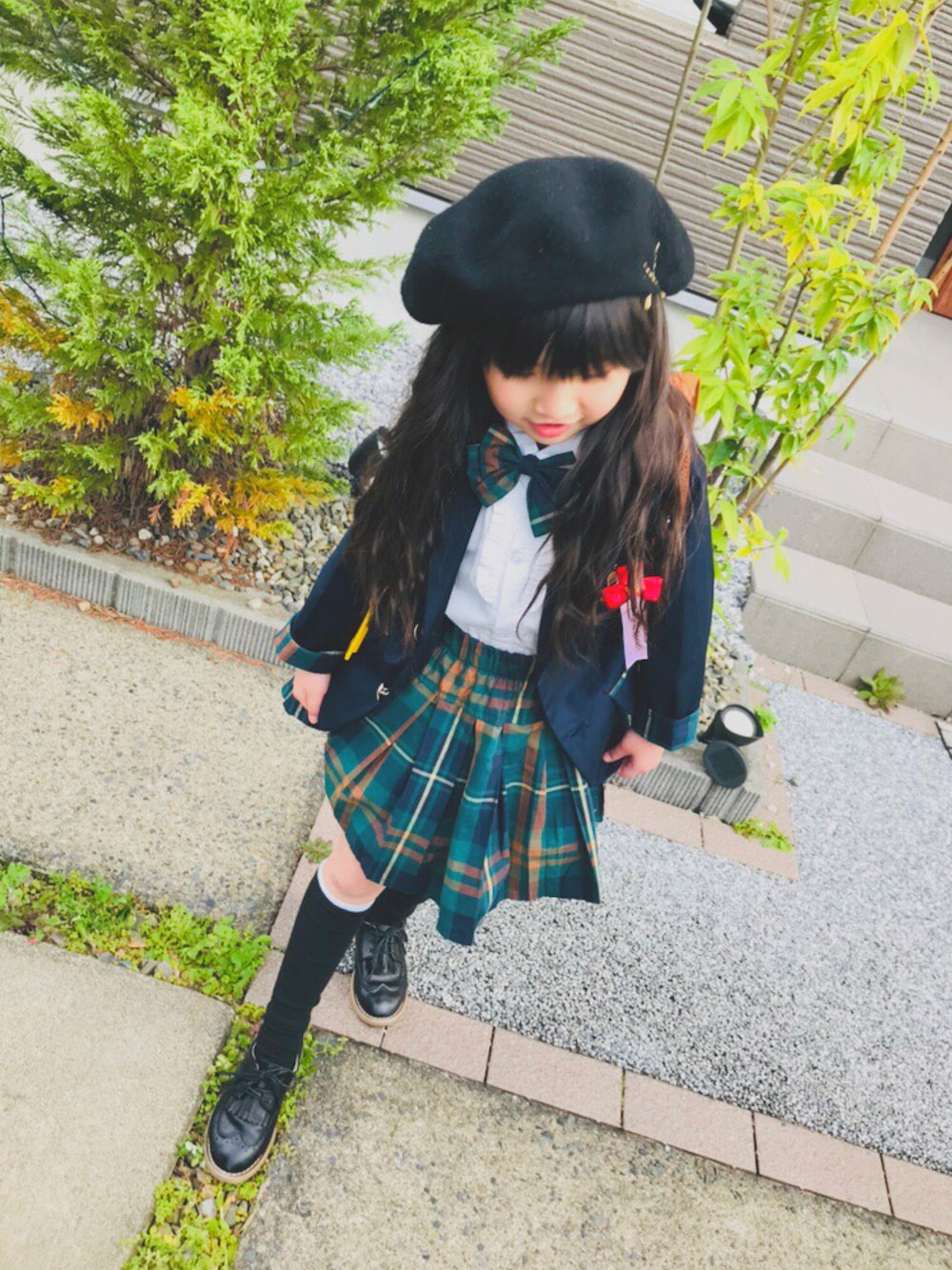 「入学式、英国風、フォーマル、キッズコーデ、キッズフォーマル、卒園式、ootd、韓国子供服、制服」｜「韓国子供服のアイテム（スーツスカート、グリーン系）」を使った、Michael/h&sさん（レディース・104cm）の夏コーディネートの1枚目の写真