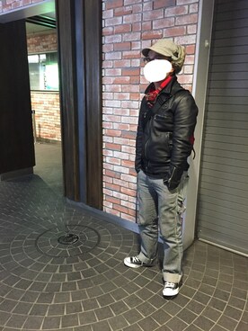 「ペインターパンツ」｜「アイテム（ライダースジャケット）」を使った、Kouichiさん（メンズ・168cm）の冬コーディネート