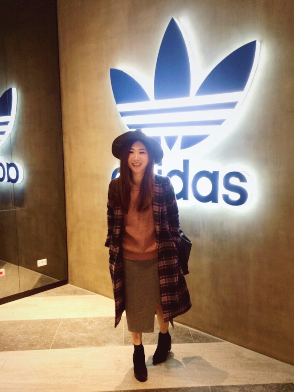 「ootd、outfit、dazzlin、JEANASiS、Lily Brown、IENA、tabio、LEPSIM LOWRYS FARM、KBF」｜「dazzlinのdazzlin（ハット、グリーン系）」を使った、Zooeyさん（レディース・164cm）の冬コーディネートの1枚目の写真