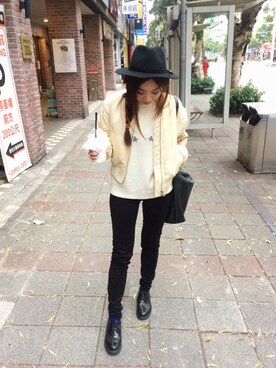 「KBF（ケイビーエフ）のKBF　トートバッグ（トートバッグ）」を使った、Zooeyさん（レディース・165cm）の冬コーディネート