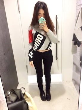 「NYLON JAPAN（ナイロン ジャパン）のアイテム」を使った、Zooeyさん（レディース・165cm）の冬コーディネート