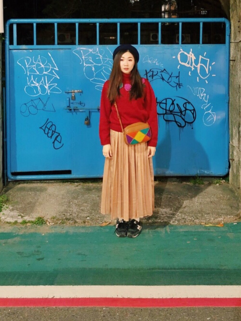 「VINTAGE、ootd、merry jenny、BEAMS BOY、Lily Brown、LOWRYS FARM、KBF、New Balance、BORNY、outfit」｜「BEAMS BOYのBEAMS BOY / ウール 配色 ベレー帽（ハンチング/ベレー帽、ブルー系）」を使った、Zooeyさん（レディース・165cm）の春コーディネートの1枚目の写真