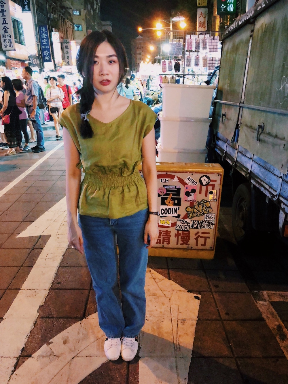 「VINTAGE、90’s、boyish、KBF+、STYLENANDA、LEPSIM LOWRYS FARM、GUCCI、Taiwan、ootd、outfit」｜「KBF+のKBF+　ウエストシャーリングリネントップス（シャツ/ブラウス、グリーン系）」を使った、Zooeyさん（レディース・165cm）の夏コーディネートの1枚目の写真