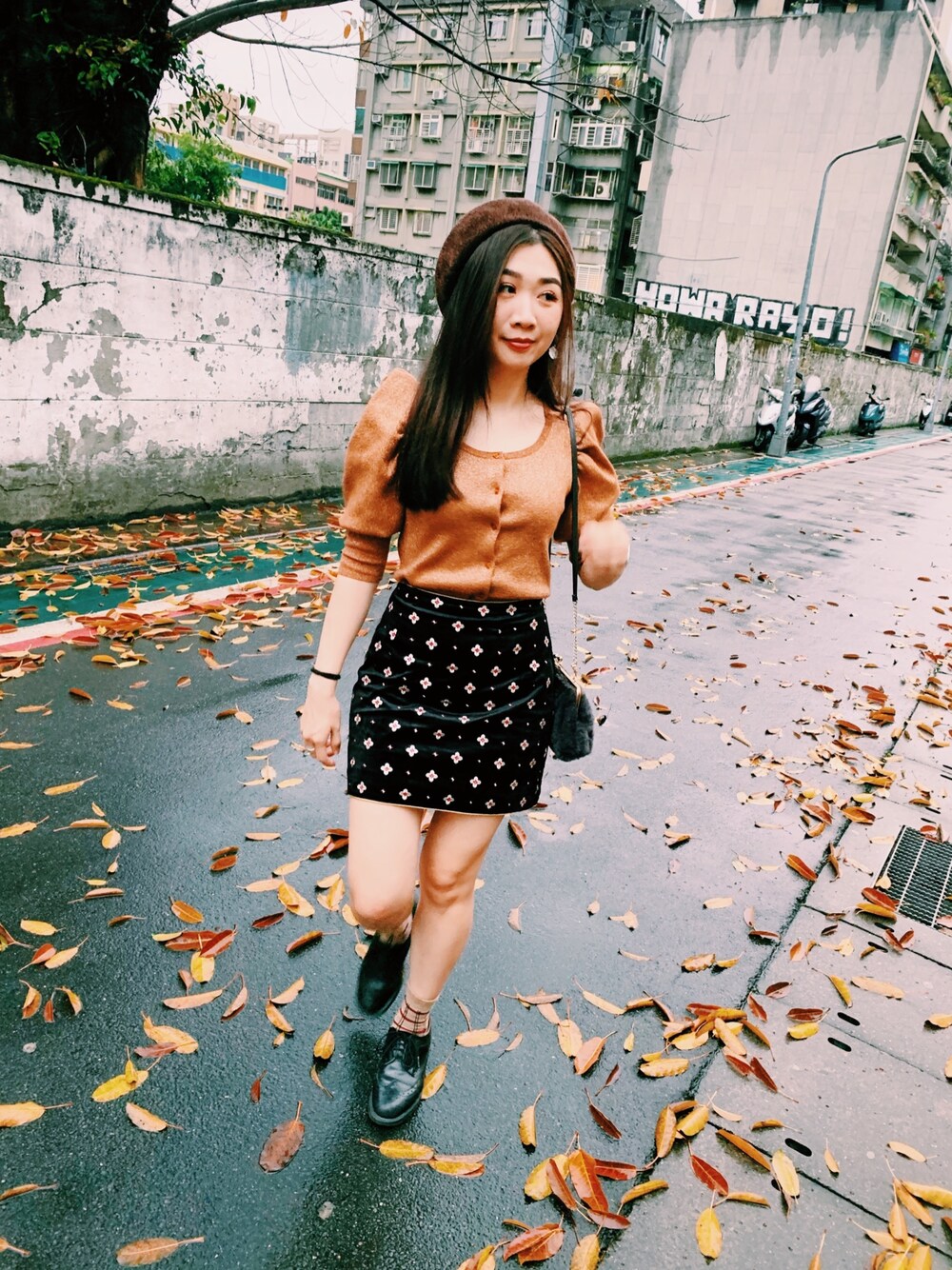 「90’s、ootd、outfit、snidel、TESTIFY、Lily Brown、BEAMS、Dr.Martens、LEPSIM LOWRYS FARM、vintage」｜「TESTIFYのアイテム（帽子、ブラウン系）」を使った、Zooeyさん（レディース・165cm）の春コーディネートの1枚目の写真