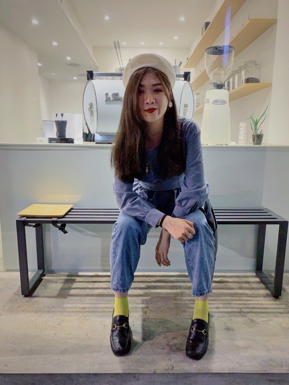 「VINTAGE、90’s、ootd、outfit、Taiwan、moussy、KBF+、tabio、coffee、LEPSIM LOWRYS FARM」｜「MOUSSYのBASIC BERET（ハンチング/ベレー帽、ホワイト系）」を使った、Zooeyさん（レディース・165cm）の春コーディネートの1枚目の写真